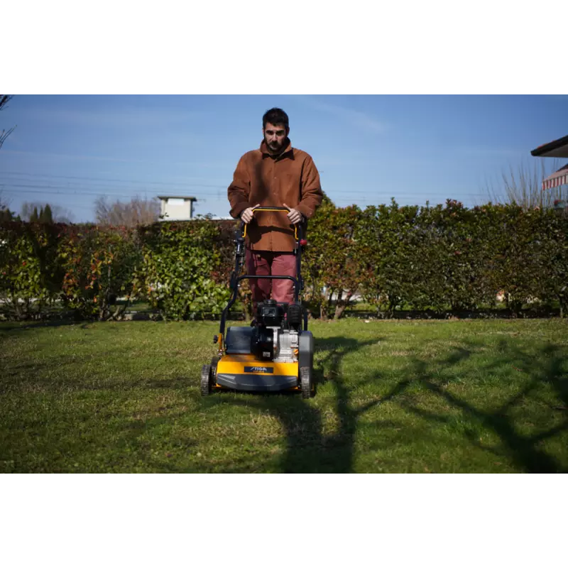 SVP40G_211400248ST1_amb01_web